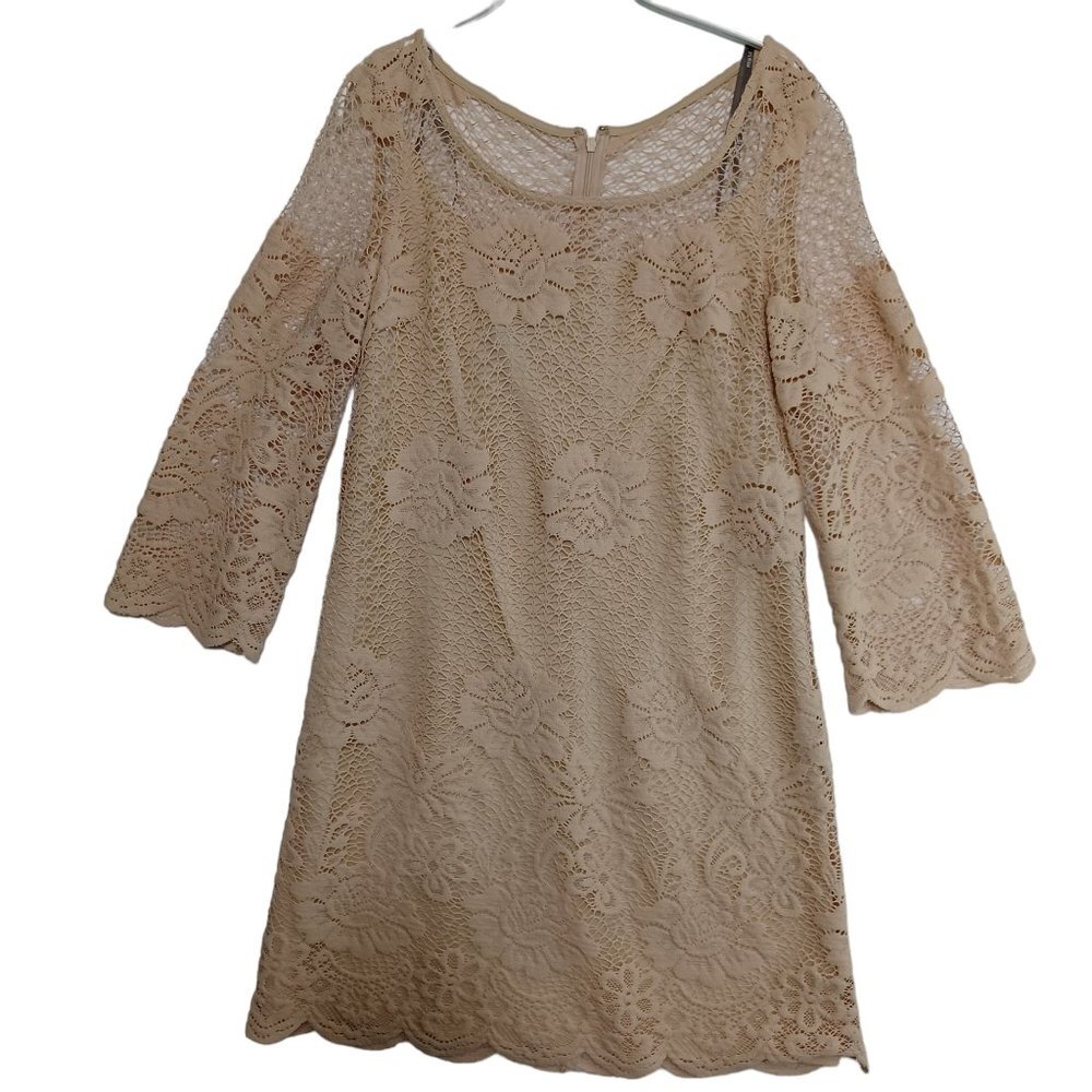 Muse Beige Floral Lace Shift Dress Womens Size 8 3/4 Bell Sleeve‎ Scalloped Hem